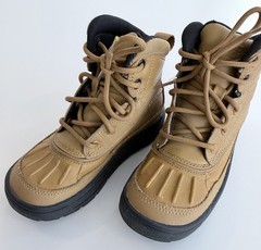 Nike Woodside 2 ACG High Wheat Size 11C Child Kids‘ Boots Sneakers