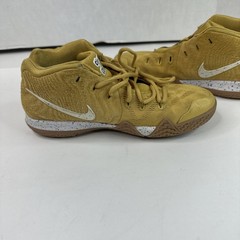 Size 7Y Nike Kyrie 4 Cinnamon Toast Crunch – Missing One Lace