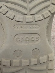 CROCS Kids Camo Slip-On Clogs with Heel Strap (Size J 1)