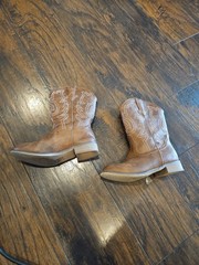 Kids Size 1 Cowboy Boots