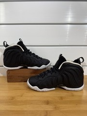 NIKE Foamposite PRO (GS) BLACK/WHITE-BLACK [644792 006] US SZ 4Y B40