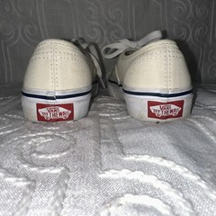 VANS Custom Series Classic Off-White Kids sz.13 Clean!