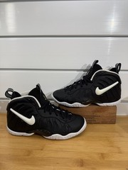 NIKE Foamposite PRO (GS) BLACK/WHITE-BLACK [644792 006] US SZ 4Y B40