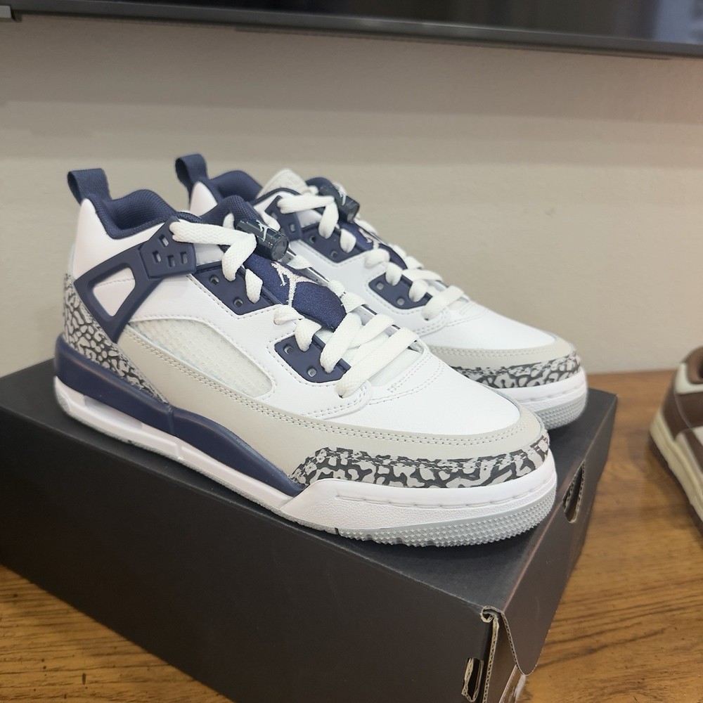 Jordan Spizike Low GS White/Navy/Gray Leather Low Top Sneakers 5.5Y FQ3950-140
