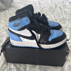 Size 2 (PS) – Jordan 1 High Retro OG UNC Toe 2023