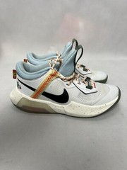 Nike Air Zoom Crossover Earth and Sun Basketball Shoes Youth Size 4Y