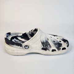 Crocs Classic Marbled Slip On Clogs, Black/White Tie Dye, Youth Kids Size: J5
