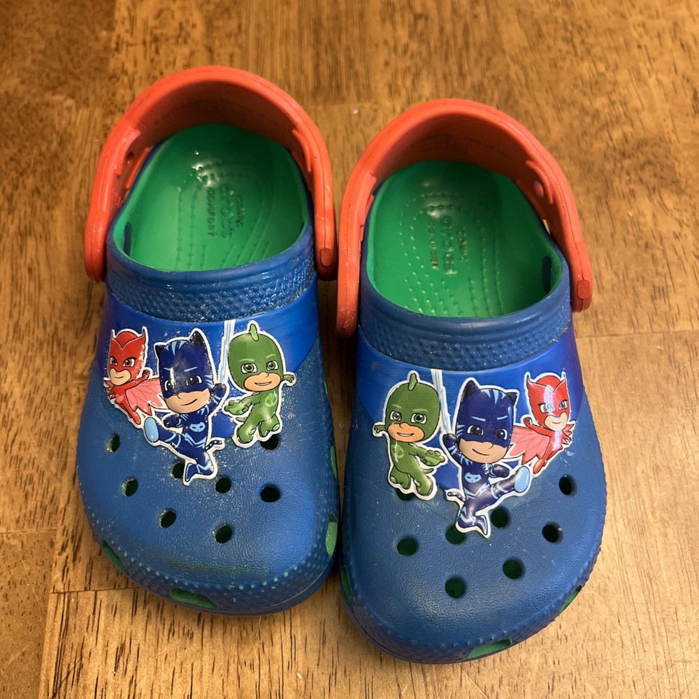 Crocs PJ MASK little Kids Size 8
