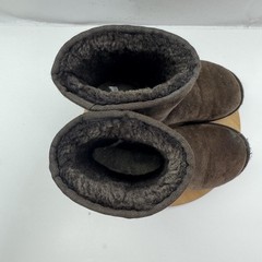 UGG Australia Boots Youth Size 3 Brown Classic Short Sheepskin Suede Womens 5