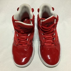 NIKE JORDAN MAX AURA 4 UNIVERSITY RED DQ8404-601 SIZE 5.5Y YOUTH SNEAKER Jump
