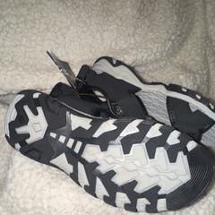 Khombu Brady kids Sport Sandals Black Gray Hook & Loop Adjustable SZ 1M