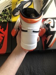 Jordan 1 “ Electro Orange” | Size- 4y / 5.5w | NIB |