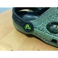 Crocs Clogs Kids Size C9 Green Dinosaur 3D Eyes Spikes Reptile Print Slip On