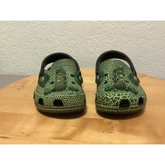 Crocs Clogs Kids Size C9 Green Dinosaur 3D Eyes Spikes Reptile Print Slip On