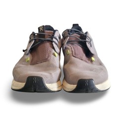 ​On Running Cloud Sky Kids Youth 4.5 Grape Purple Hay Sneakers Running Athletic