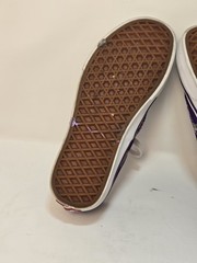 Size 3.5 Juniors- VANS x KPop Demon Hunters Authentic – Purple