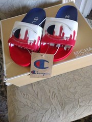 AUTHENTIC „CHAMPION“KIDS/UNISEX SIG.SLIDES RED/WHT/BLUE (4)