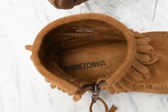 Minnetonka Double Fringe Side Zip Suede Tan Children’s Boots Sz 12