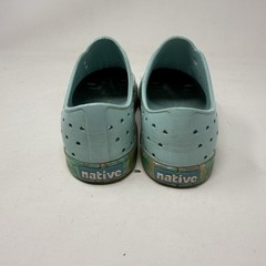 Native Jefferson Piedmont Blue Shell Minty Pearl Gloss Kids Junior Shoes Sz J1