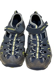 Merrell Kids Closed-Toe Sandals Size 1M Navy/Yellow Leather/Textile Upper