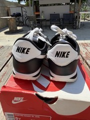 Nike Cortez Basic SL (GS) Black/White Leather Sneakers 5Y 904764-001