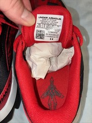 NIB Under Armour Kid Shoes Charged Scramjet Black Red Size 4.5 (GS) #school