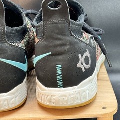 Nike KD XI 11 Kevin Durant React Multi-Color Youth Size 5.5 Sneakers AH3465-001