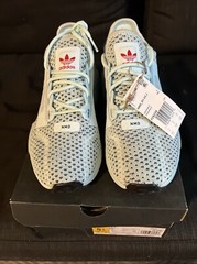NMD R1 V2 J