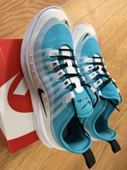 NIKE Air Max Axis Light Aqua teal /Black Accent Size: 6Y (GS)