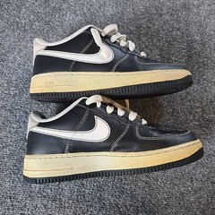 Nike Air Force 1 ‚White Stitching‘ Black Sneaker No Insoles Size 6Y DB1560-001