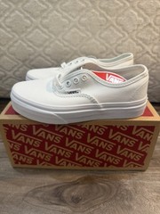 VANS Authentic True White Canvas Sneaker Unisex Kids Size 12.5 VN000WWXENS