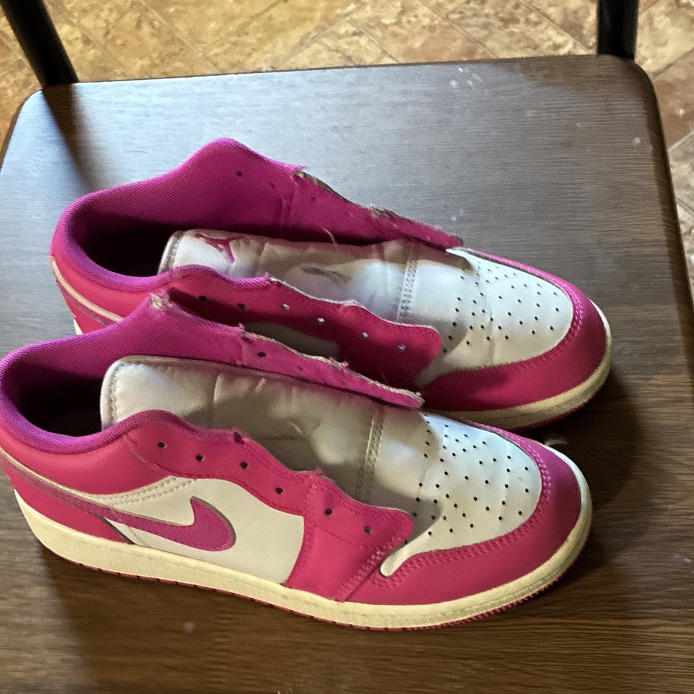 Nike Air Jordan Low Top Sneaker Pink/White Leather Lace Up US 4.5