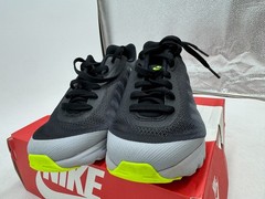 Nike Air Max Invigor Sneakers Kids Wolf Gray Lace-Up Athletic Shoes – 5Y