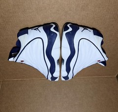 Nike Air Jordan Pro Strong – Size 5.5 Youth’s White NAVY Sneakers DC7911-100