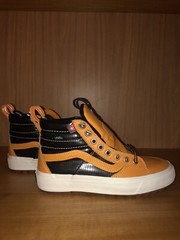Vans (Unisex)