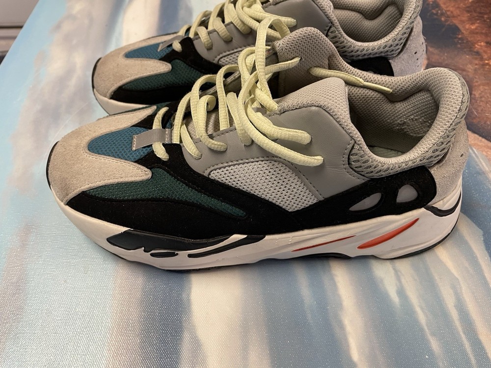 adidas Yeezy Boost 700 Wave Runner Gray Black Blue Orange Athletic Sneaker sz 8