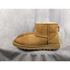 UGG Kids Classic Mini II Chestnut Suede Sheepskin Boots 1017715K Size 4