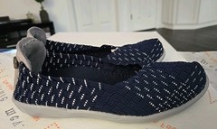 Bernie Mev Sz US 1 Kid’s Catwalk Navy/Silver Slip On Ballet Flats Size 32 EU