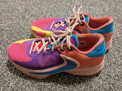 Nike Zoom Freak 4 Hyper Pink Blue Barrier Reef Bahamas GS Sz 7Y DQ0553-500