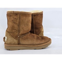 UGG Classic Short Boots Kids Size 12 Chestnut Suede Shearling 1017703K -Good