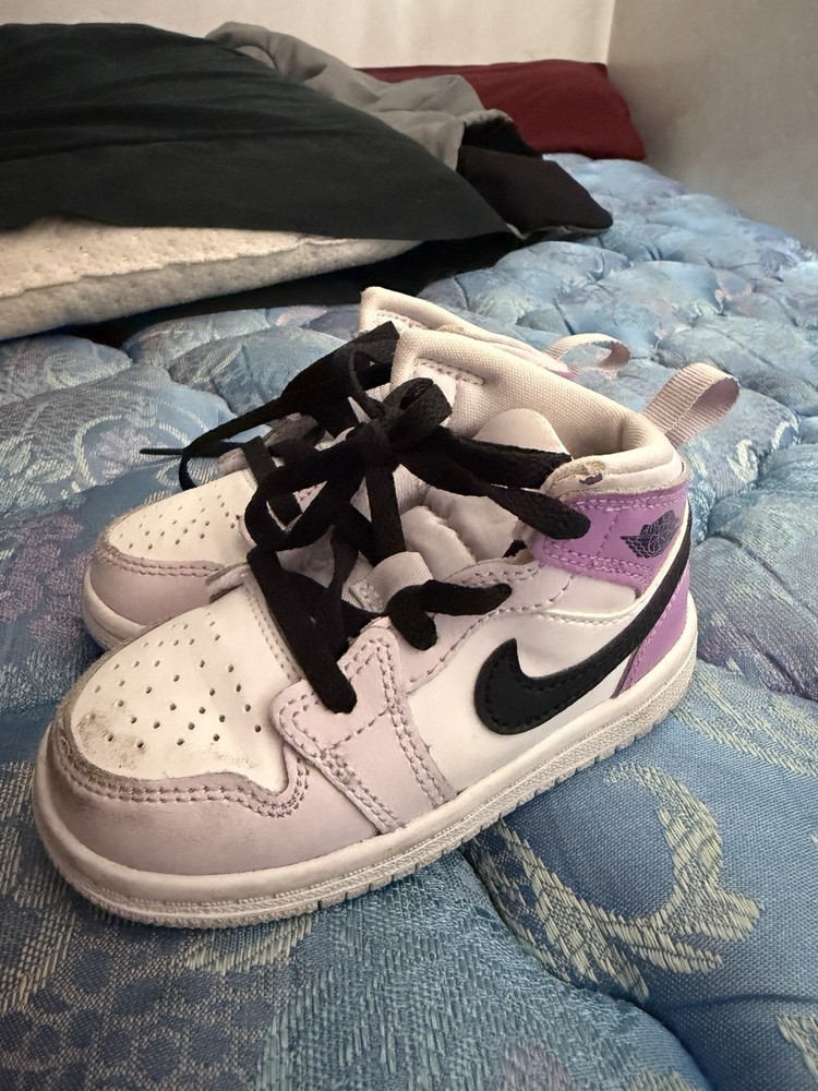 Nike Dunk Low White/Purple/Black Unisex Kids Low Top Leather Lace Up (toddler)
