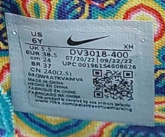 Nike Kyrie 8 GO SE GS Baltic Blue DV3018-400 Sz 6Y Boys Basketball Athletic