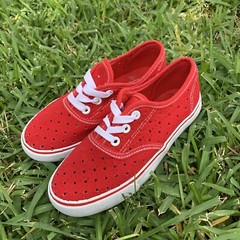 Girls/Kids Austin Brand Red Star Pattern Shoes Sz 1