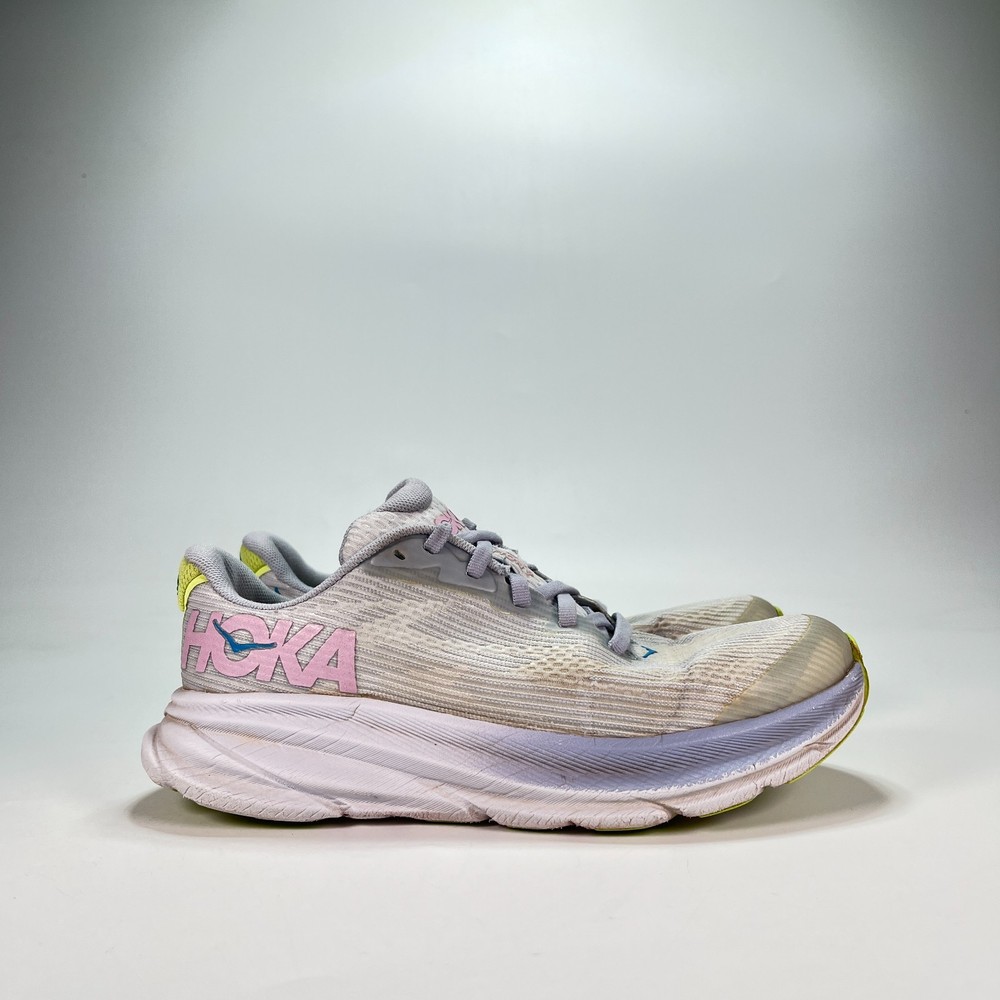 HOKA Clifton 9 Gull Sea Ice Athletic Running Shoes 1131170 GLLS Youth Size 5MD