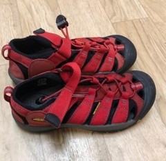 Keen Sandals Youth Kids Newport H2 1012318 Ribbon Red / Gargoyle Size 3
