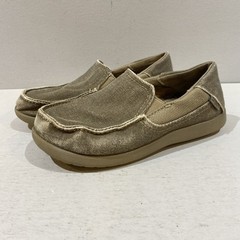 Crocs Kids Casual Canvas Slip On Loafer Santa Cruz Size J2 Youth Tan Brown