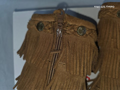 Minnetonka Child’s 3-Layer Fringe Boots – Dusty Brown, Size 10