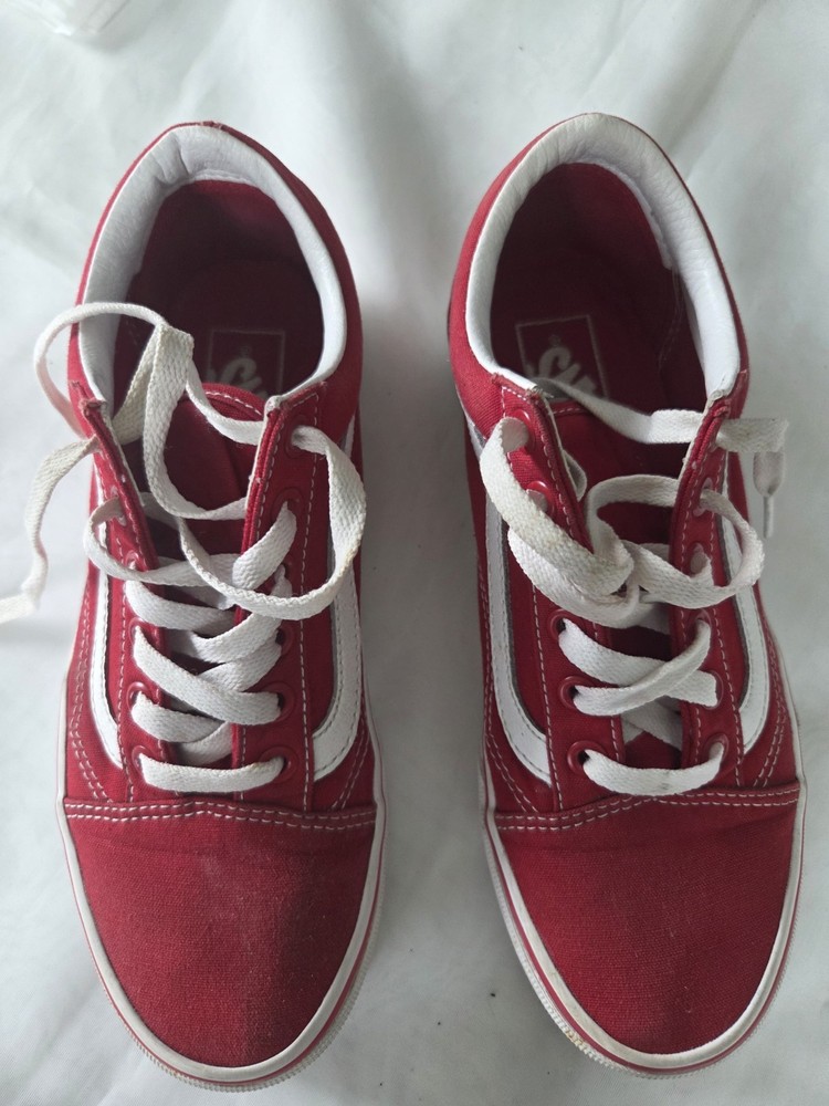 VANS Off The Wall Old Skool Red/White Canvas Low Top Lace-Up Sneakers US 5.5