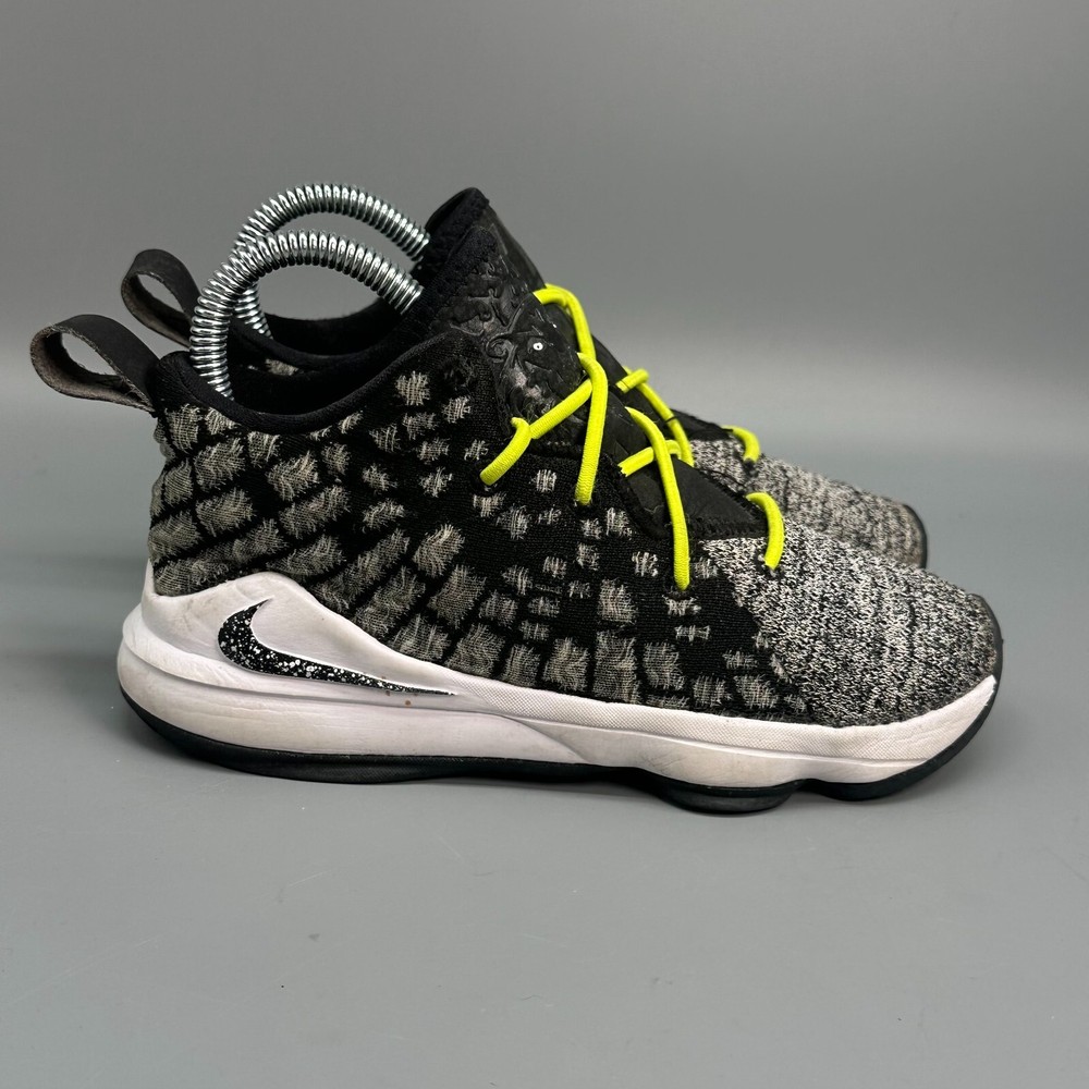 Nike LeBron 17 Athletic Running Sneakers Kids 12 Black White Lace Up Mid Shoes