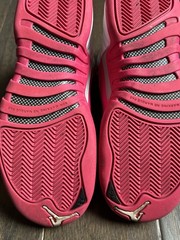 Jordan 12 Dynamic Pink Size 7.5Y